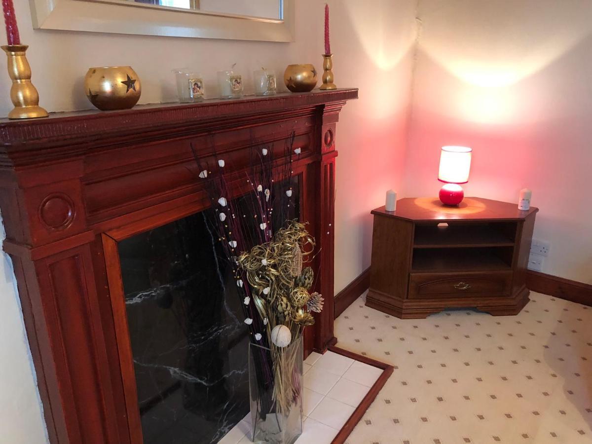 Executive Serviced Apartments 2 フォーファー エクステリア 写真