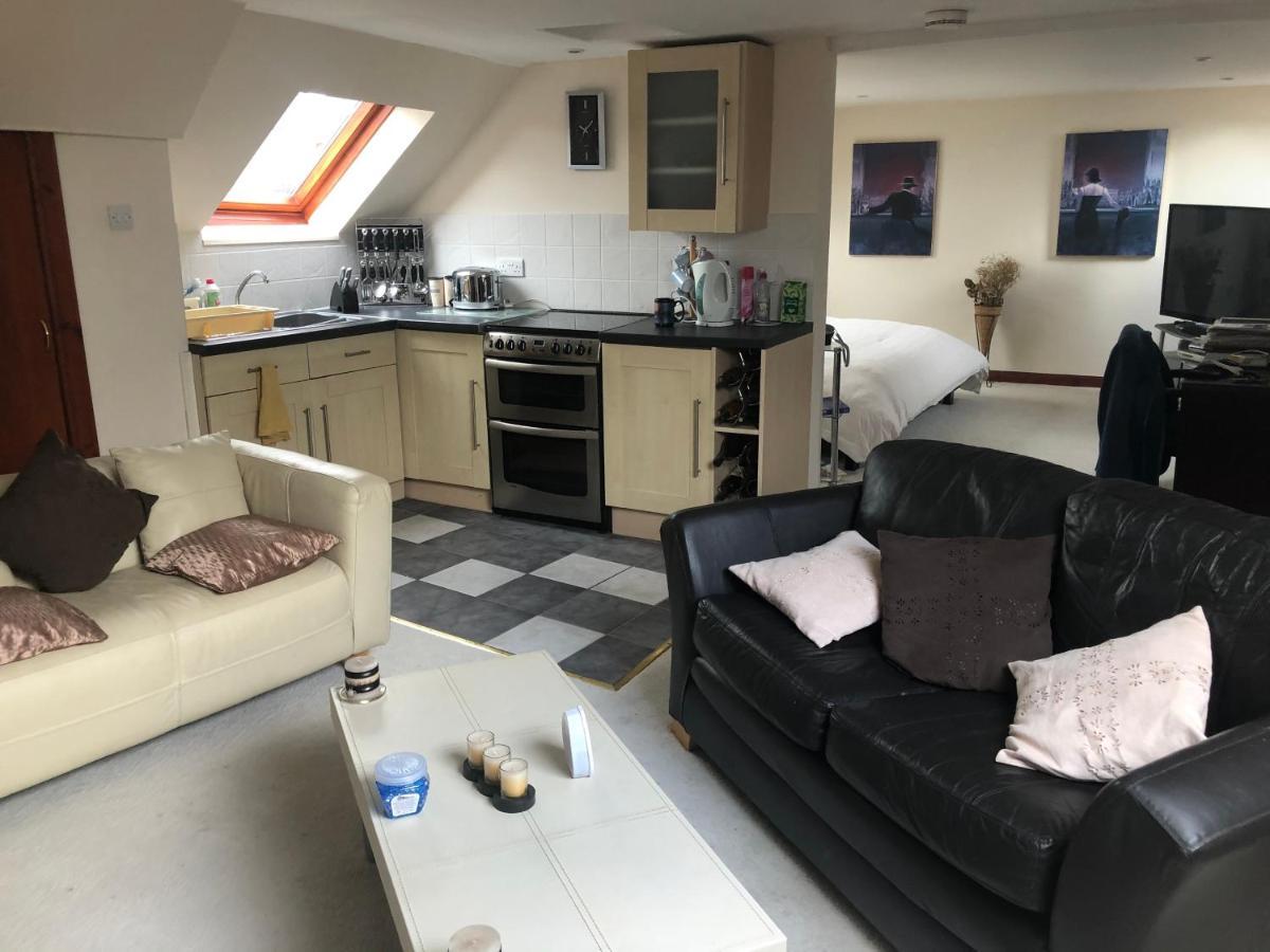 Executive Serviced Apartments 2 フォーファー エクステリア 写真