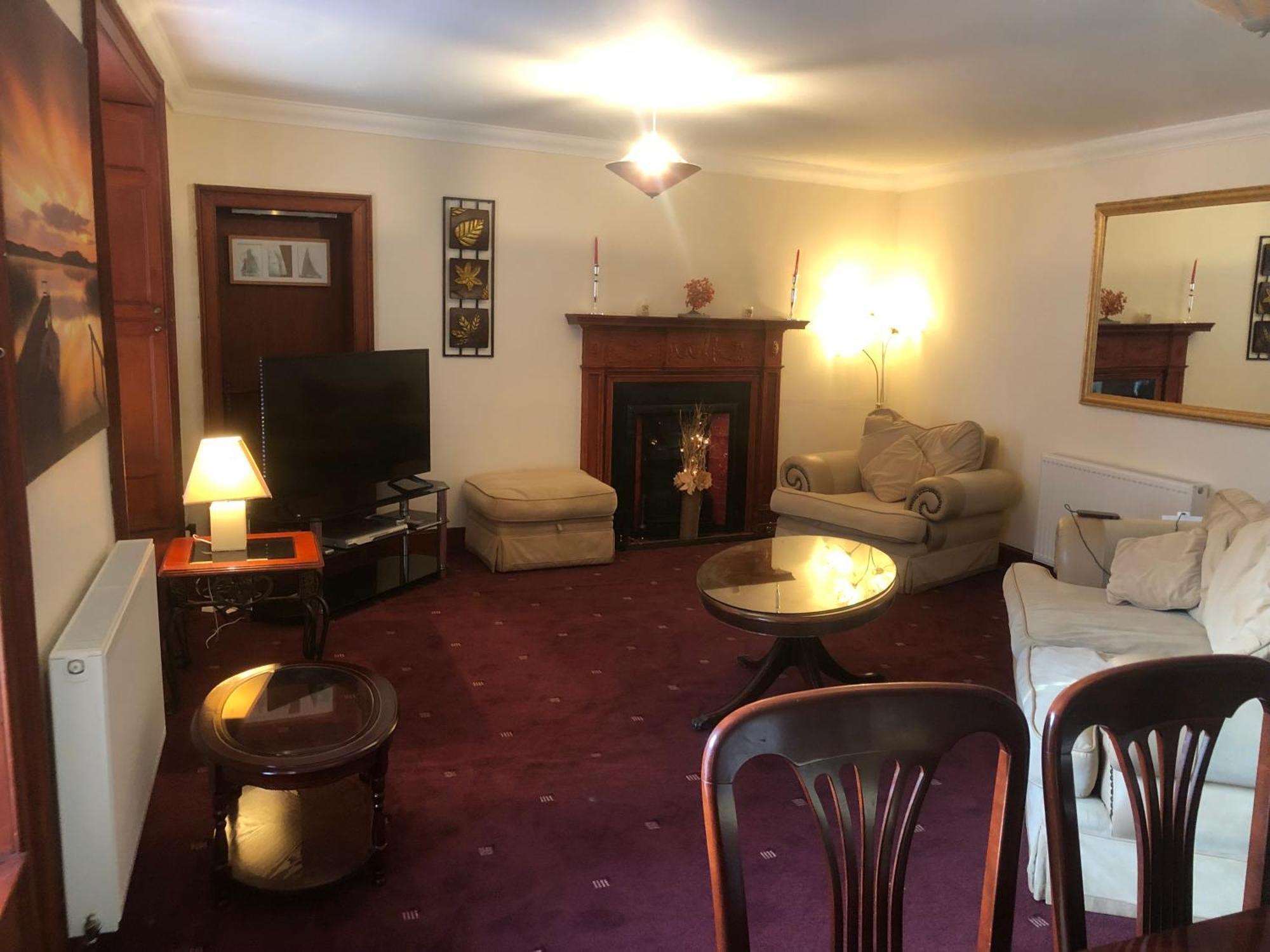 Executive Serviced Apartments 2 フォーファー エクステリア 写真
